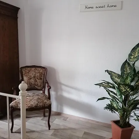 Am Reinhardswald - Eichenlaub - Mit Sauna