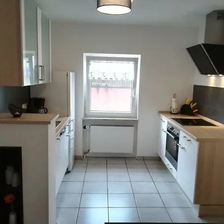 Am Reinhardswald - Eichenlaub - Mit Sauna