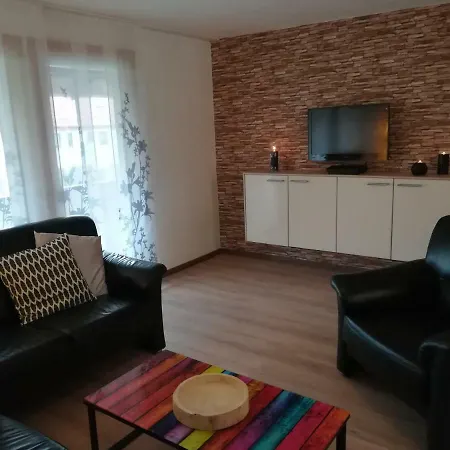 Am Reinhardswald - Eichenlaub - Mit Sauna Appartement